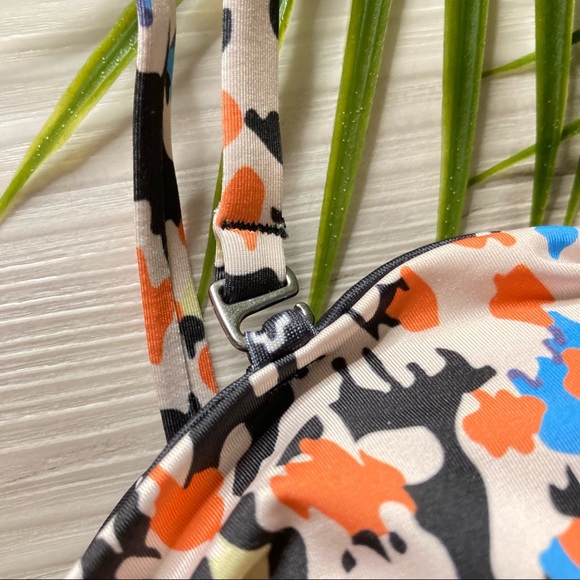 RARE Maaji 🌺 Reversible Tropical 4-Way Strap(less) Bralette Bikini Top 🏝🍹🌼 - Picture 11 of 16